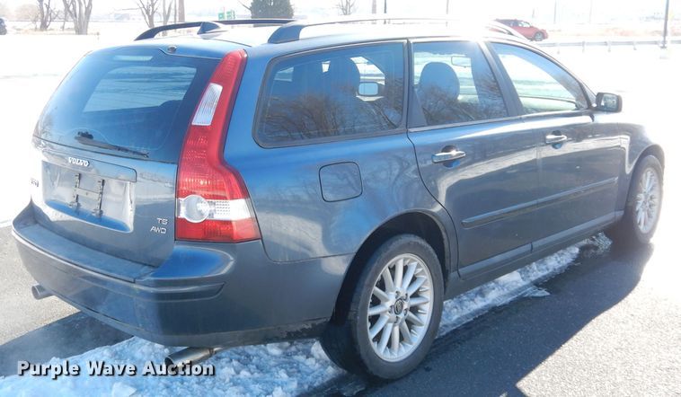 image for item DH8790 2005 Volvo V50 T5