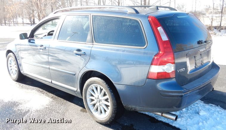 image for item DH8790 2005 Volvo V50 T5
