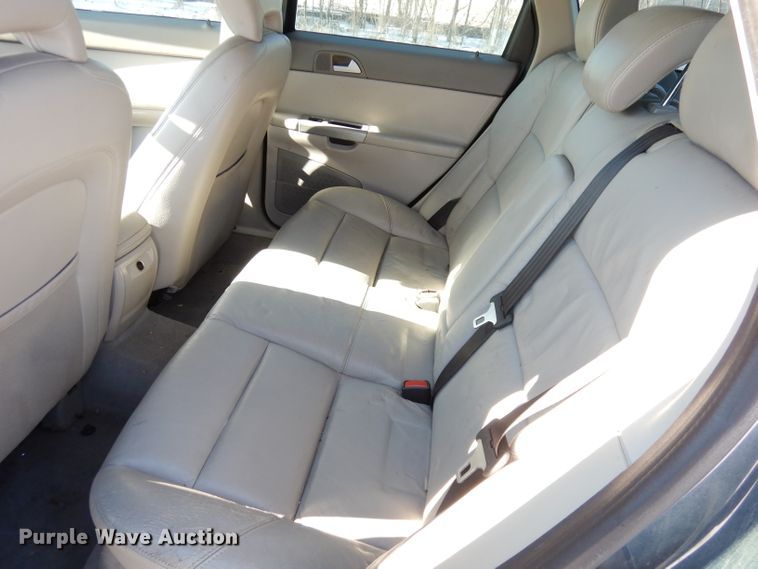 image for item DH8790 2005 Volvo V50 T5