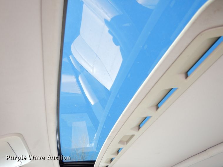 image for item DH8790 2005 Volvo V50 T5