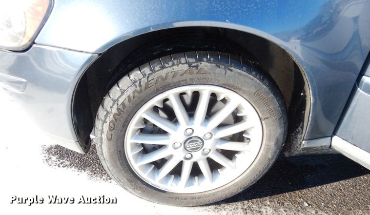 image for item DH8790 2005 Volvo V50 T5