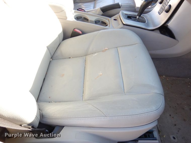 image for item DH8790 2005 Volvo V50 T5