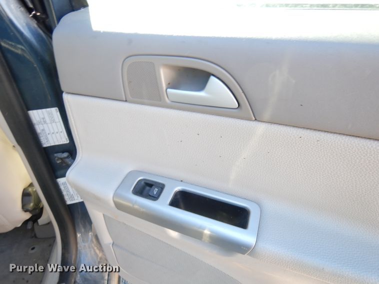 image for item DH8790 2005 Volvo V50 T5