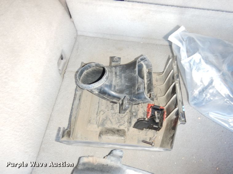 image for item DH8790 2005 Volvo V50 T5