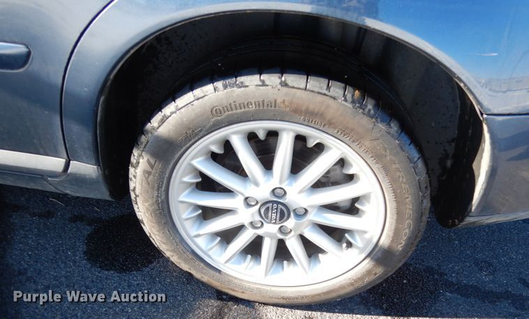 image for item DH8790 2005 Volvo V50 T5