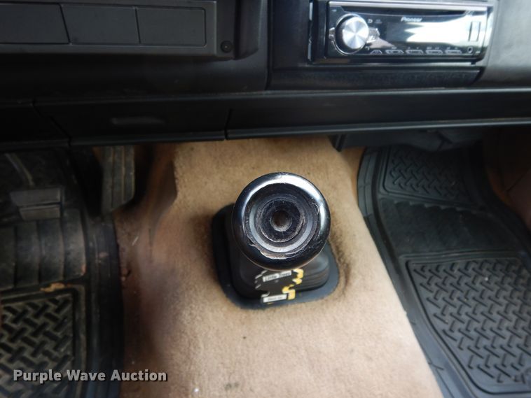 image for item DI8614 1989 Chevrolet C1500  Ext. Cab pickup truck