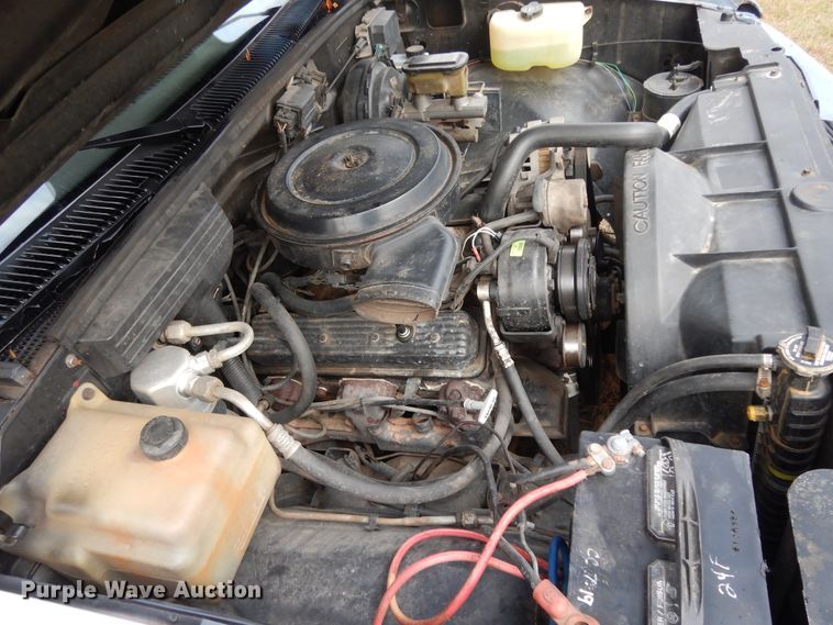 image for item DI8614 1989 Chevrolet C1500  Ext. Cab pickup truck