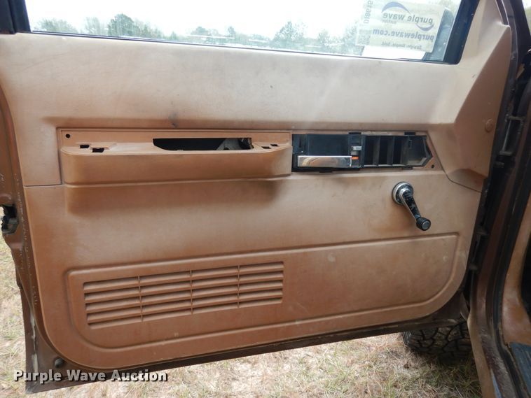 image for item DI8615 1990 Chevrolet K1500  pickup truck