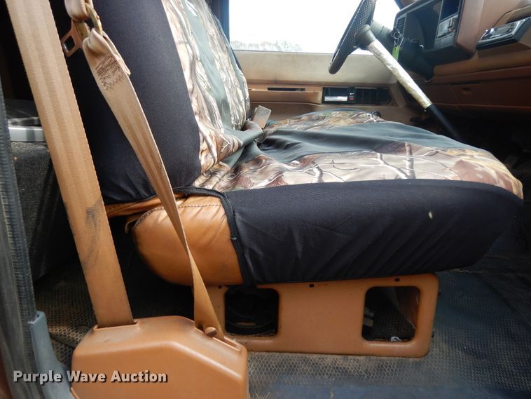 image for item DI8615 1990 Chevrolet K1500  pickup truck