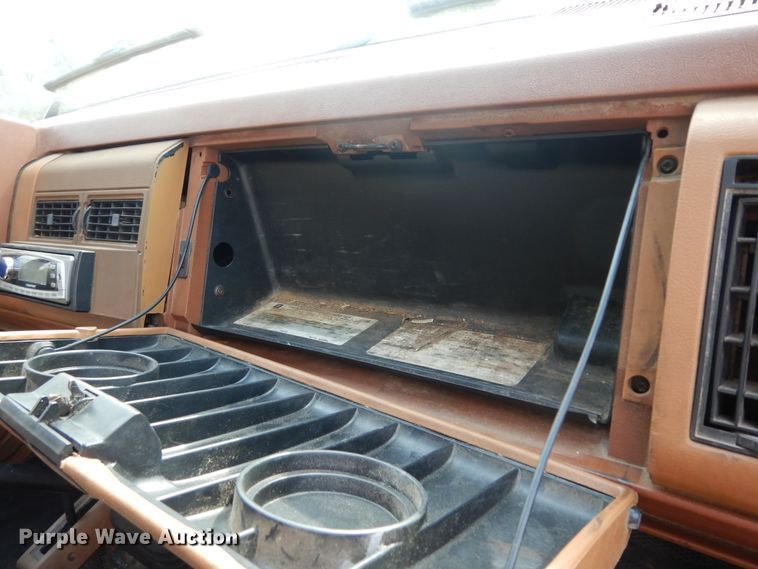 image for item DI8615 1990 Chevrolet K1500  pickup truck