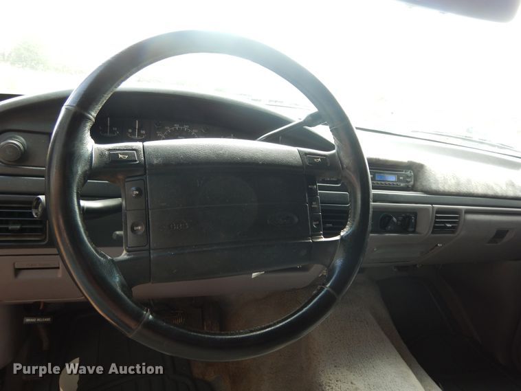 image for item DI8616 1996 Ford Bronco  SUV