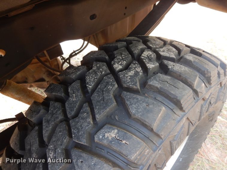 image for item DI8616 1996 Ford Bronco  SUV