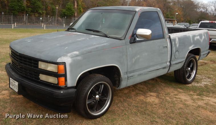 image for item DI8619 1990 Chevrolet C1500  pickup truck