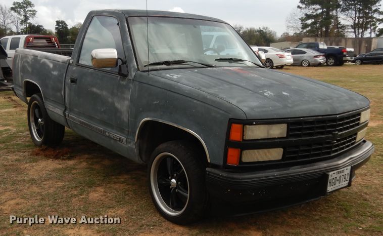 image for item DI8619 1990 Chevrolet C1500  pickup truck