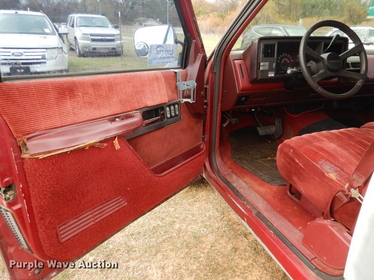 image for item DI8619 1990 Chevrolet C1500  pickup truck