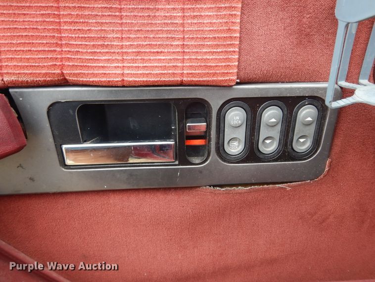 image for item DI8619 1990 Chevrolet C1500  pickup truck