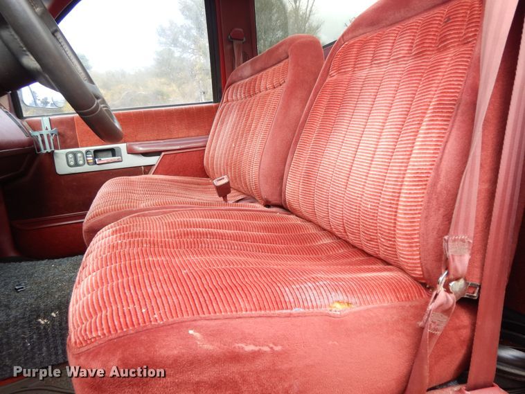 image for item DI8619 1990 Chevrolet C1500  pickup truck