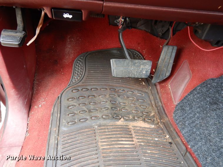 image for item DI8619 1990 Chevrolet C1500  pickup truck