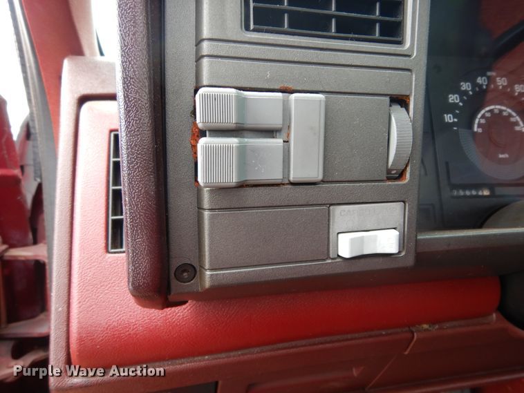 image for item DI8619 1990 Chevrolet C1500  pickup truck