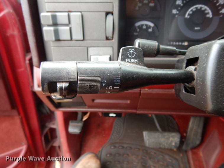 image for item DI8619 1990 Chevrolet C1500  pickup truck