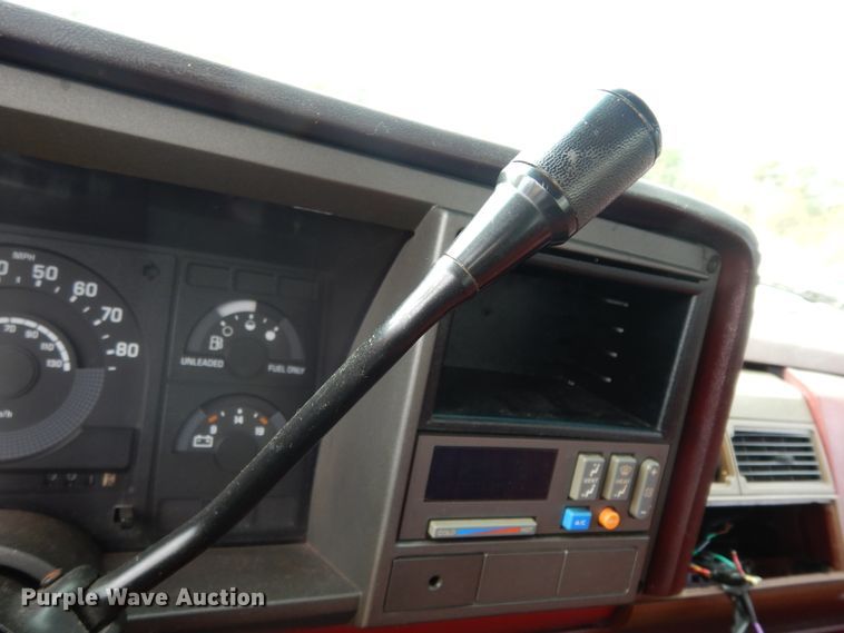 image for item DI8619 1990 Chevrolet C1500  pickup truck