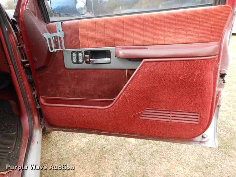 image for item DI8619 1990 Chevrolet C1500  pickup truck