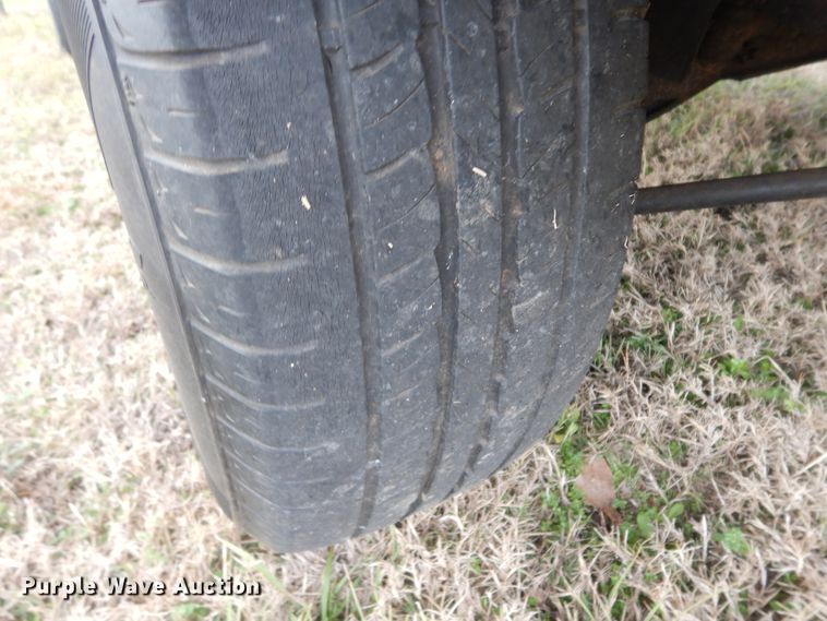 image for item DI8620 1990 Nissan  pickup truck