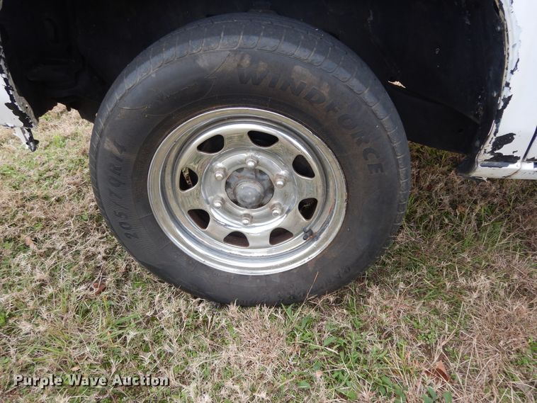 image for item DI8620 1990 Nissan  pickup truck