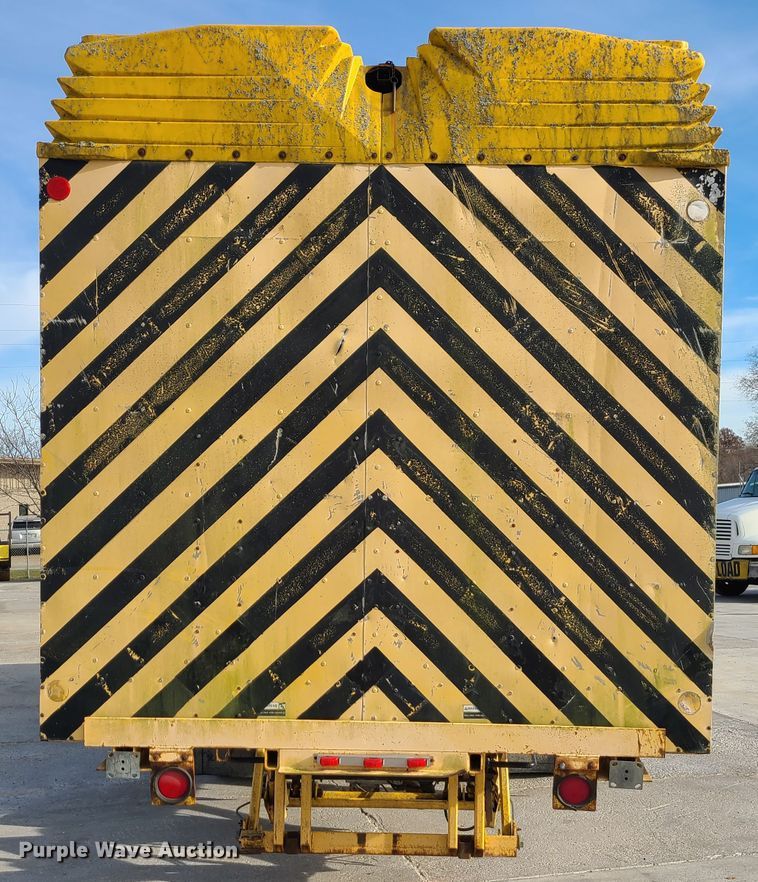 image for item DJ1625 1989 GMC C7000  flatbed truck