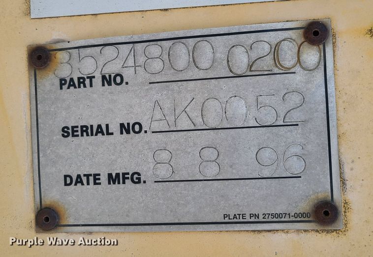 image for item DJ1625 1989 GMC C7000  flatbed truck