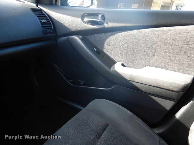 image for item DJ3790 2010 Nissan Altima 2.5S