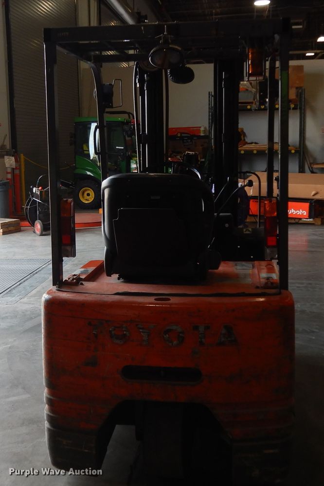 image for item DJ7497 Toyota 5FBE18  forklift