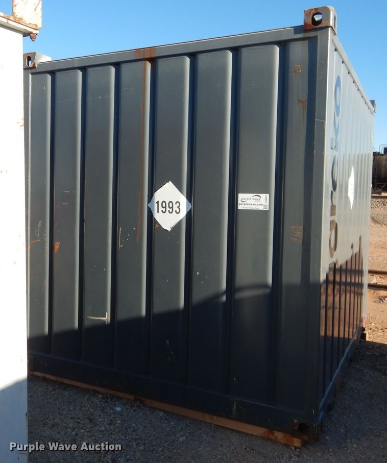 image for item DJ8901 1997 Aggreko  fuel tank