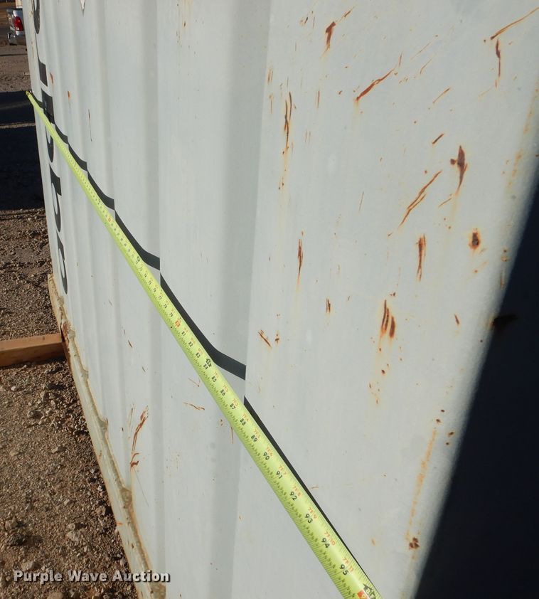 image for item DJ8902 Aggreko  fuel tank