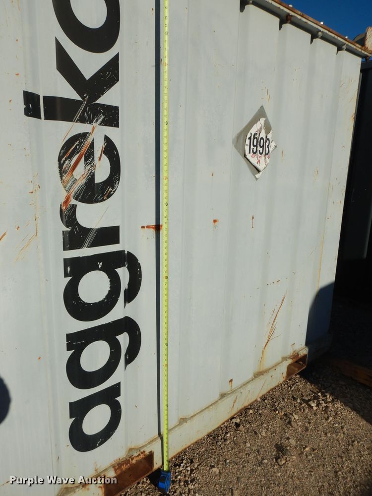 image for item DJ8902 Aggreko  fuel tank