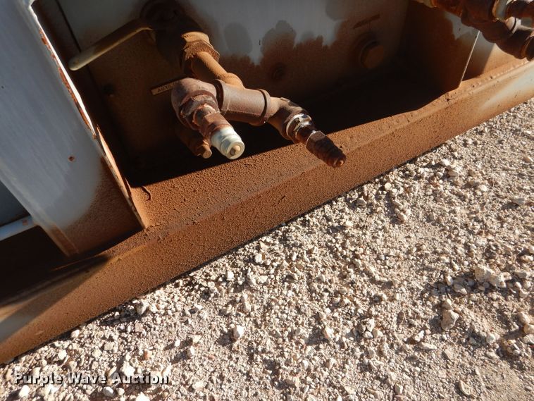 image for item DJ8902 Aggreko  fuel tank