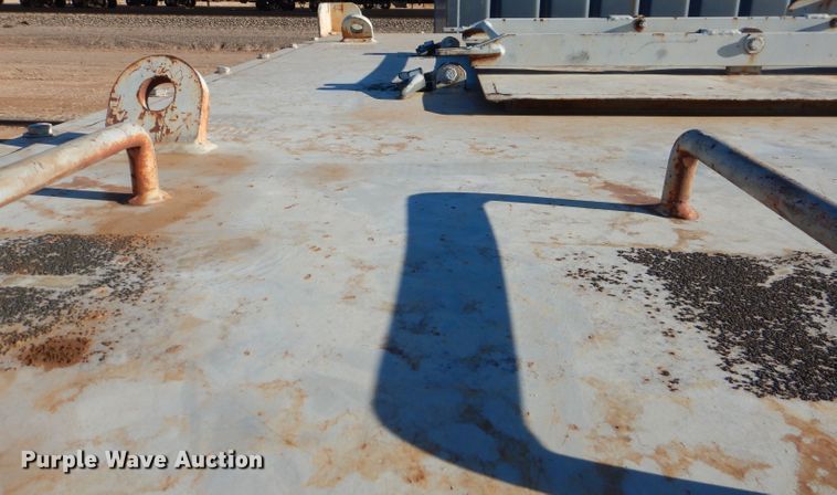 image for item DJ8902 Aggreko  fuel tank