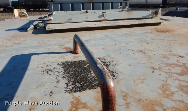 image for item DJ8902 Aggreko  fuel tank