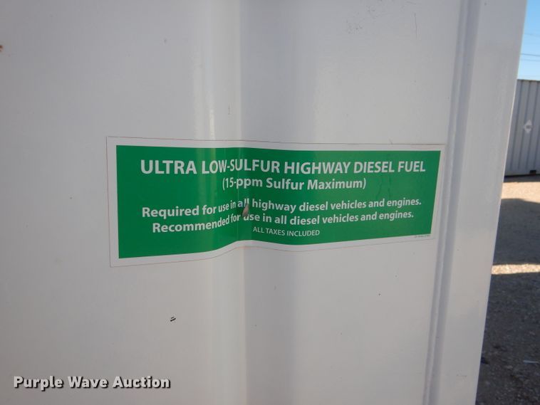 image for item DJ8903 1997  fuel tank