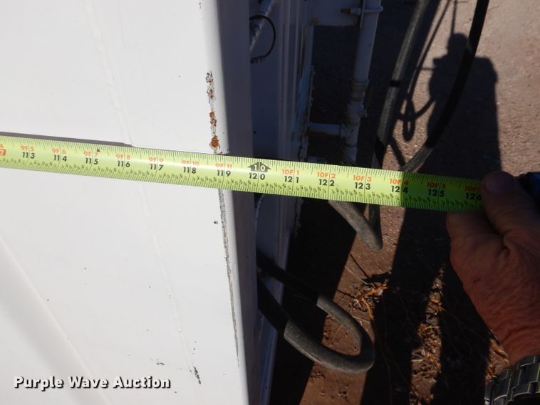 image for item DJ8903 1997  fuel tank