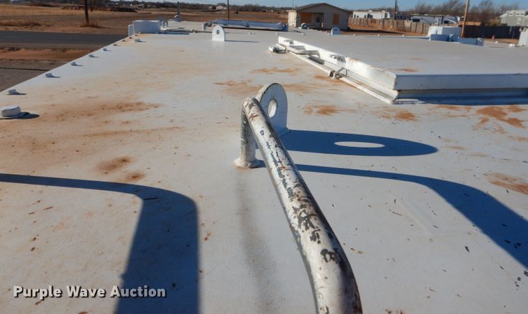 image for item DJ8903 1997  fuel tank