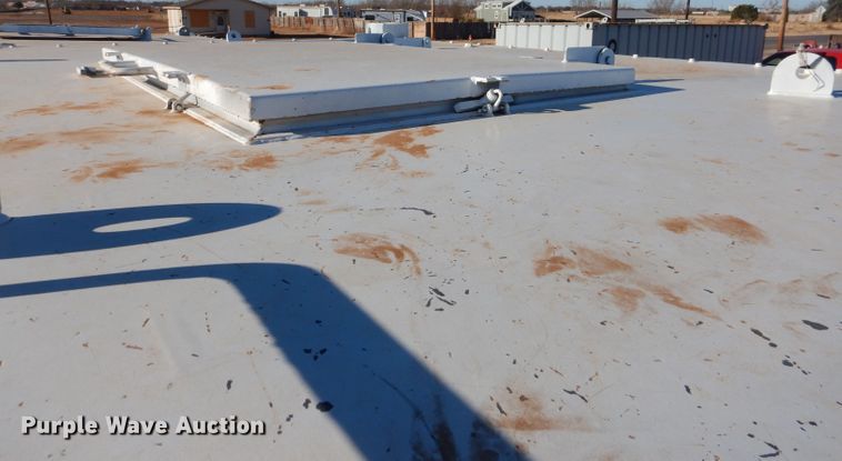 image for item DJ8903 1997  fuel tank