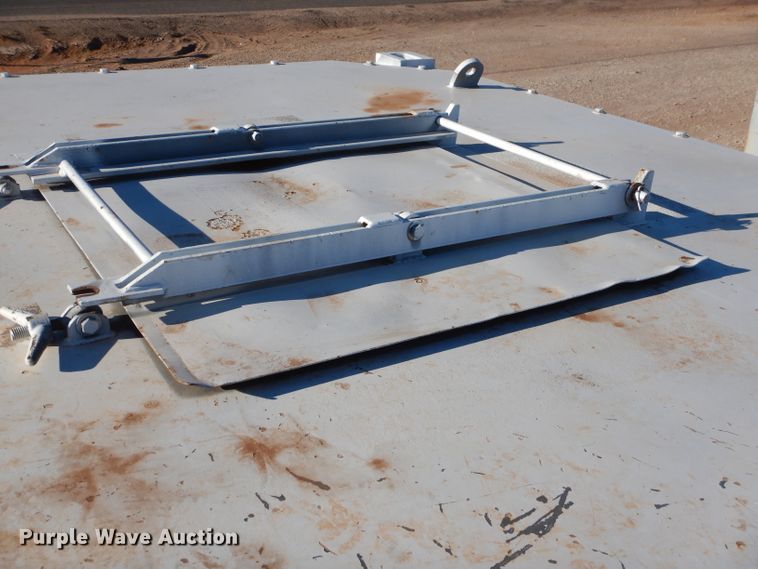 image for item DJ8905 Aggreko  fuel tank