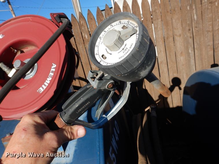 image for item DJ8906 Buffalo  hydraulic oil tank