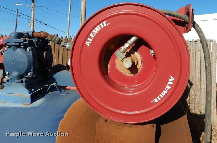 image for item DJ8909 Buffalo  hydraulic oil tank