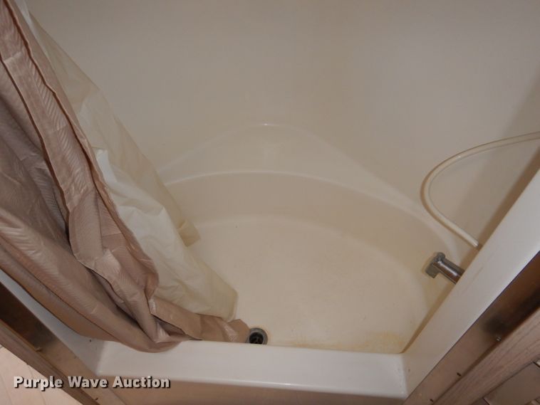 image for item DK8708 1999 Franklin  camper