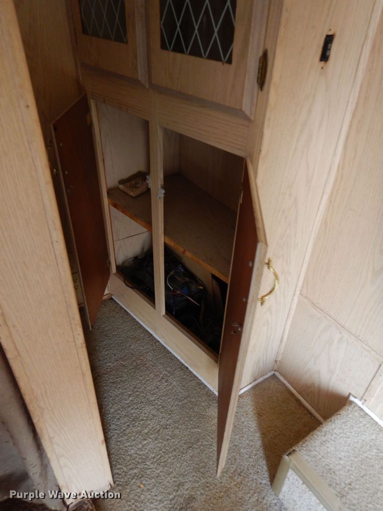 image for item DK8708 1999 Franklin  camper