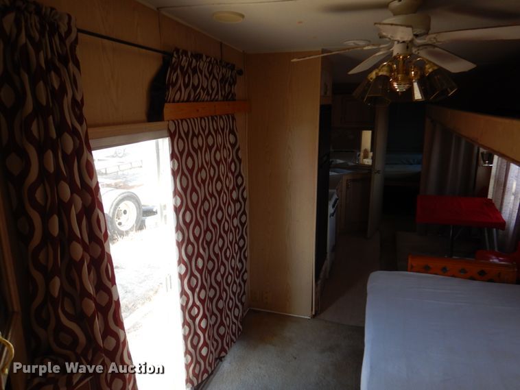 image for item DK8708 1999 Franklin  camper