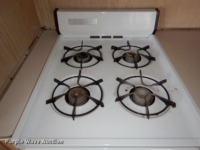 image for item DK8708 1999 Franklin  camper