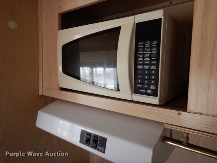 image for item DK8708 1999 Franklin  camper